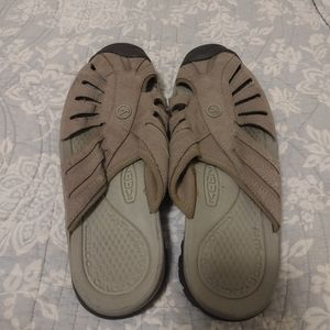 Woman sandals